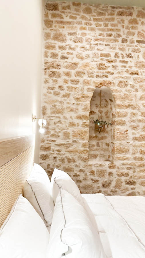 Ανακαινιση  Airbnb Ioannina
