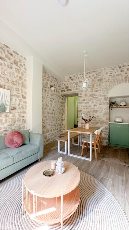 Ανακαινιση  Airbnb Ioannina
